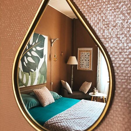 Chambre Salle De Bain Partagee Cognac Exterior photo